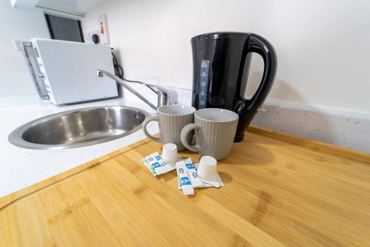 Staysa Equipped Studios Near Qe And Uob In Guesthouse Close To The City! Birmingham Szoba fotó