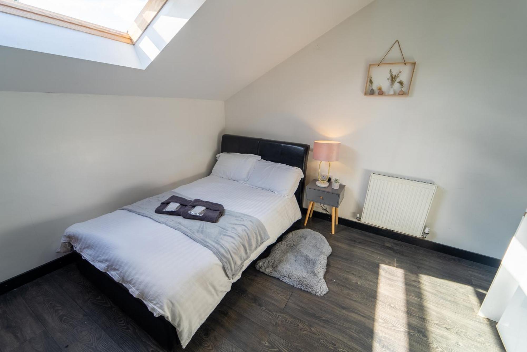 Staysa Equipped Studios Near Qe And Uob In Guesthouse Close To The City! Birmingham Szoba fotó