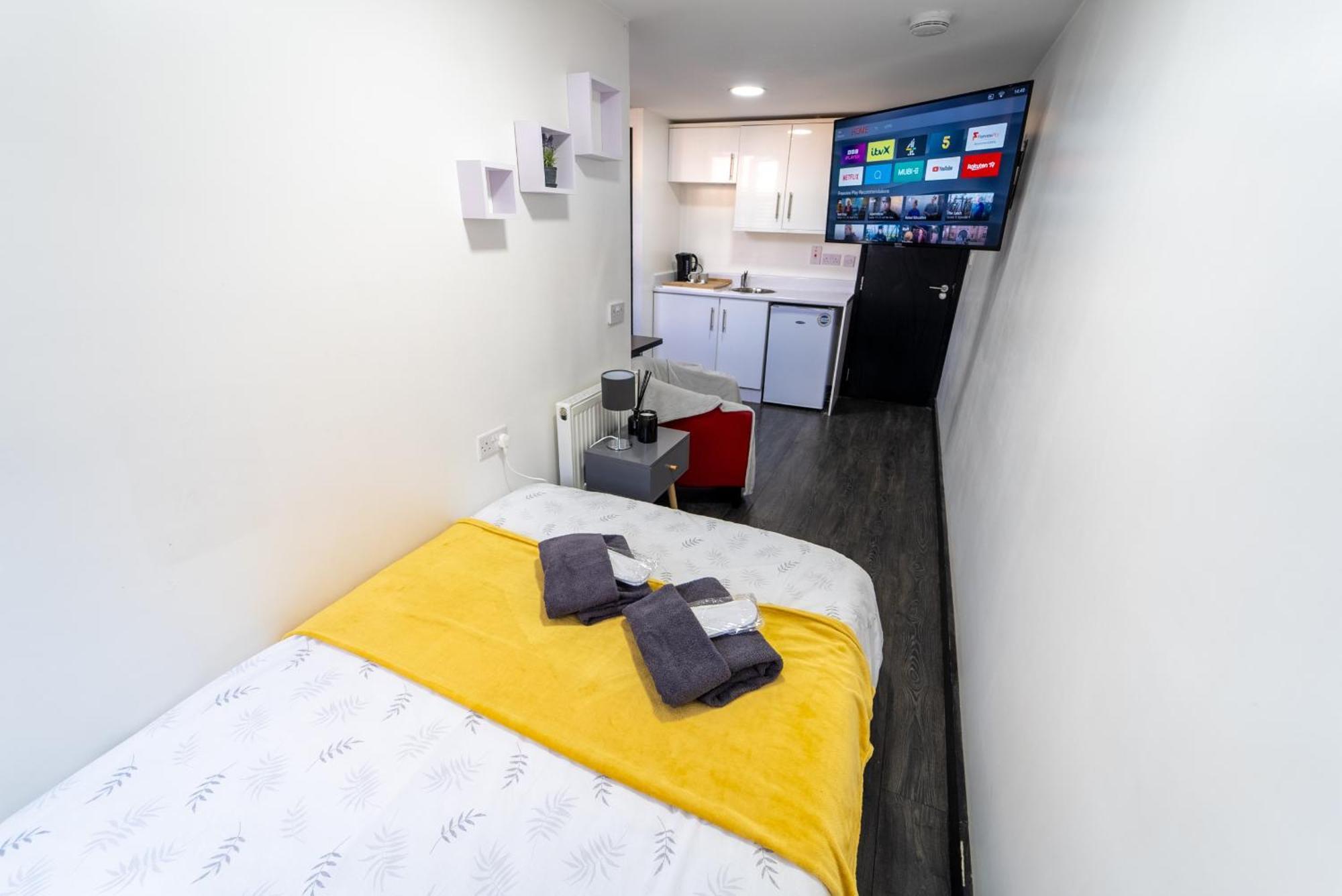 Staysa Equipped Studios Near Qe And Uob In Guesthouse Close To The City! Birmingham Szoba fotó