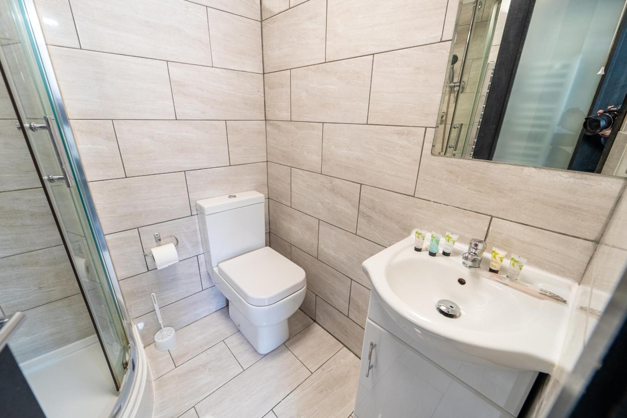 Staysa Equipped Studios Near Qe And Uob In Guesthouse Close To The City! Birmingham Szoba fotó