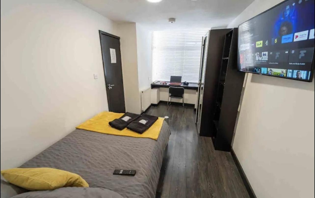 Staysa Equipped Studios Near Qe And Uob In Guesthouse Close To The City! Birmingham Kültér fotó